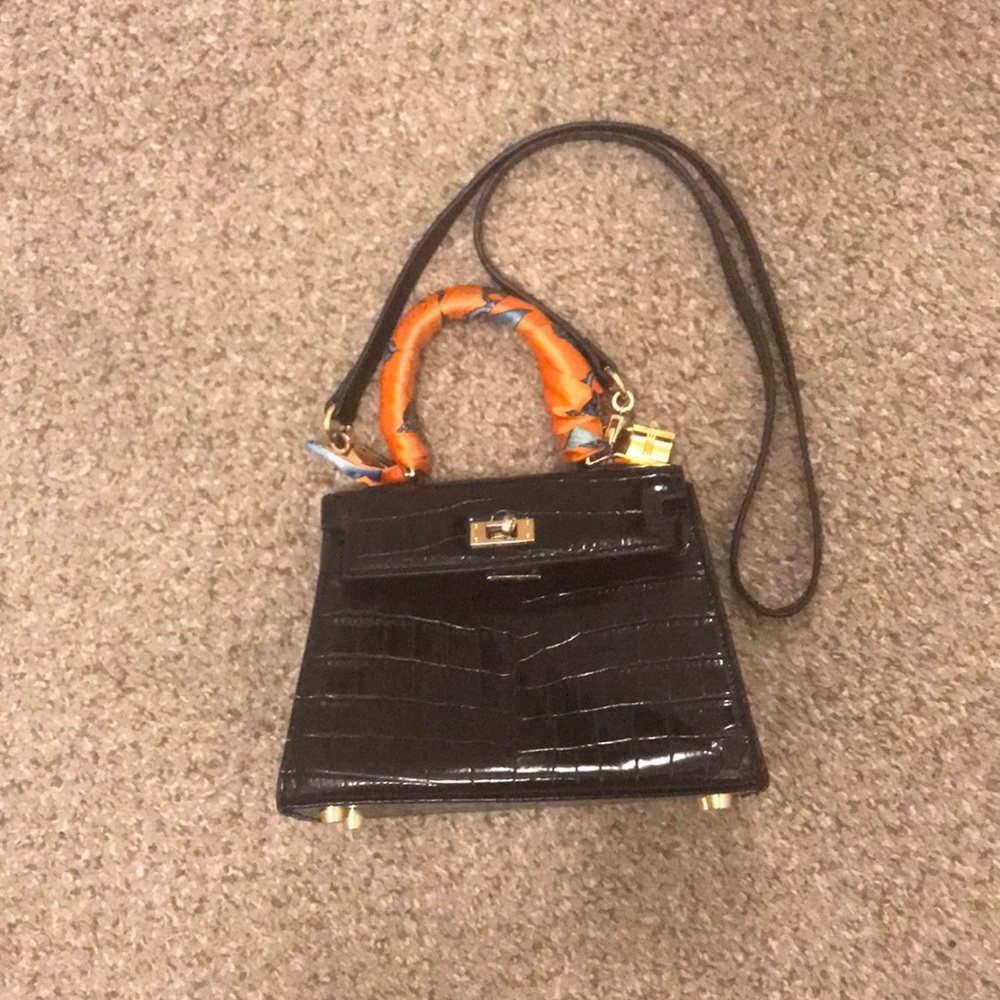 House of Hello black leather tote with straps